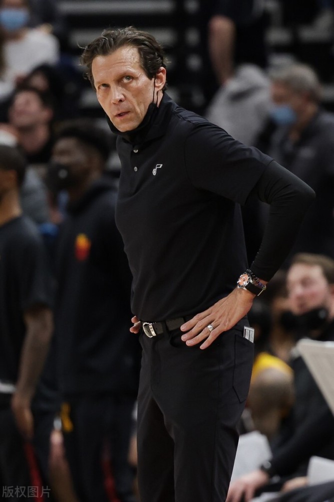 南宫体育中国-犹他爵士发布备战花絮，窗口期止住颓势，欧篮联任务艰巨，团队化学反应显著(巴黎公约)